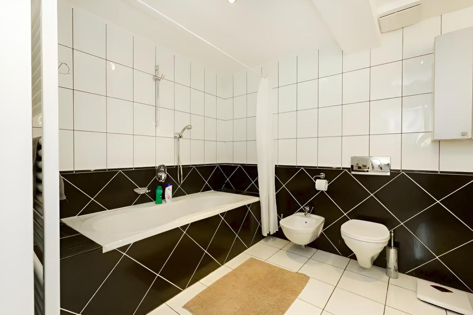 Damati Kft Liszt Ferenc Ter Inner City Flat Budapest Exterior photo